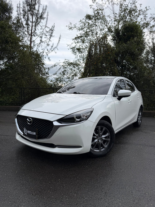 Mazda 2 Sedan Modelo 2024