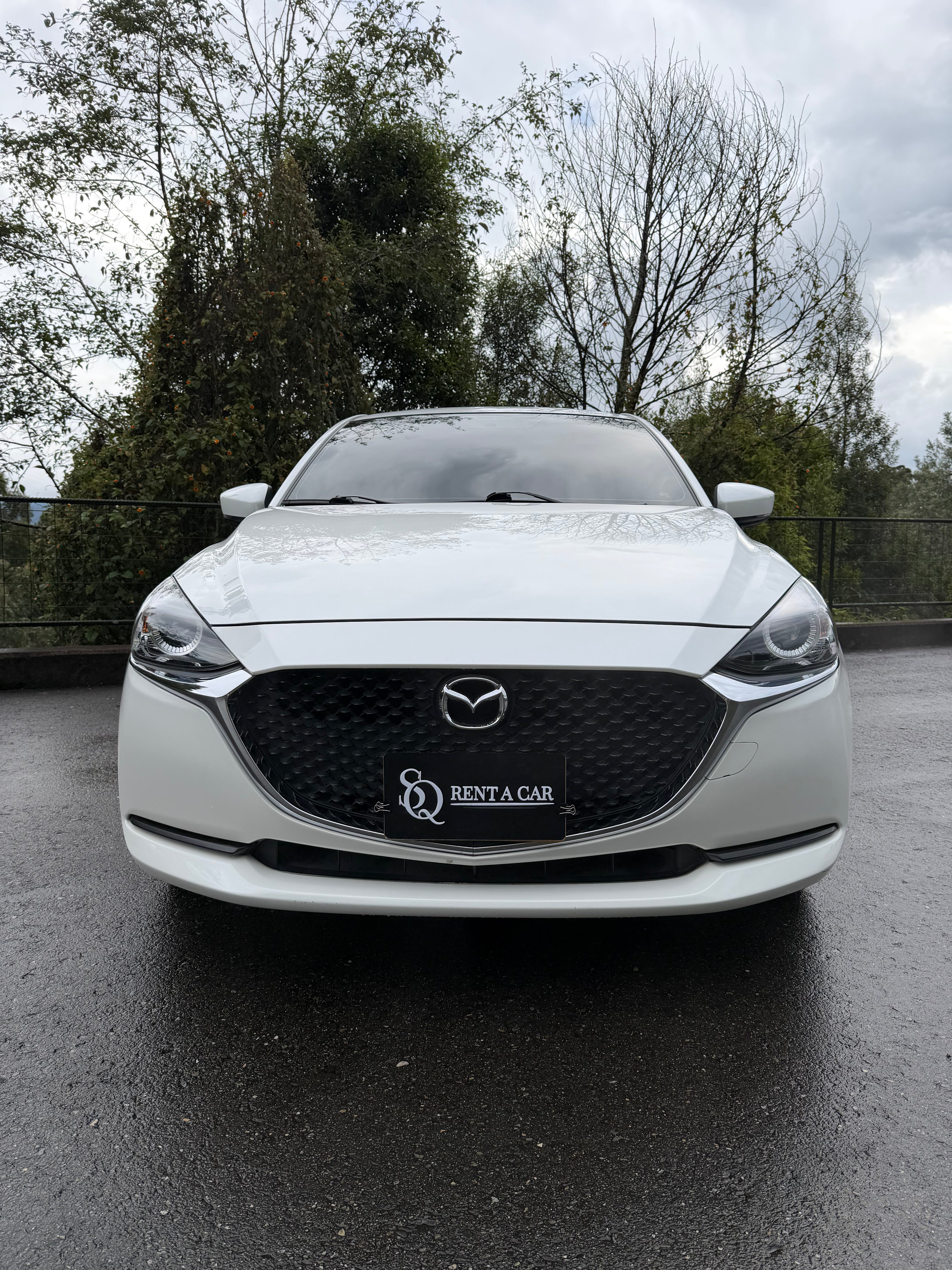 Mazda 2 Sedan Modelo 2024