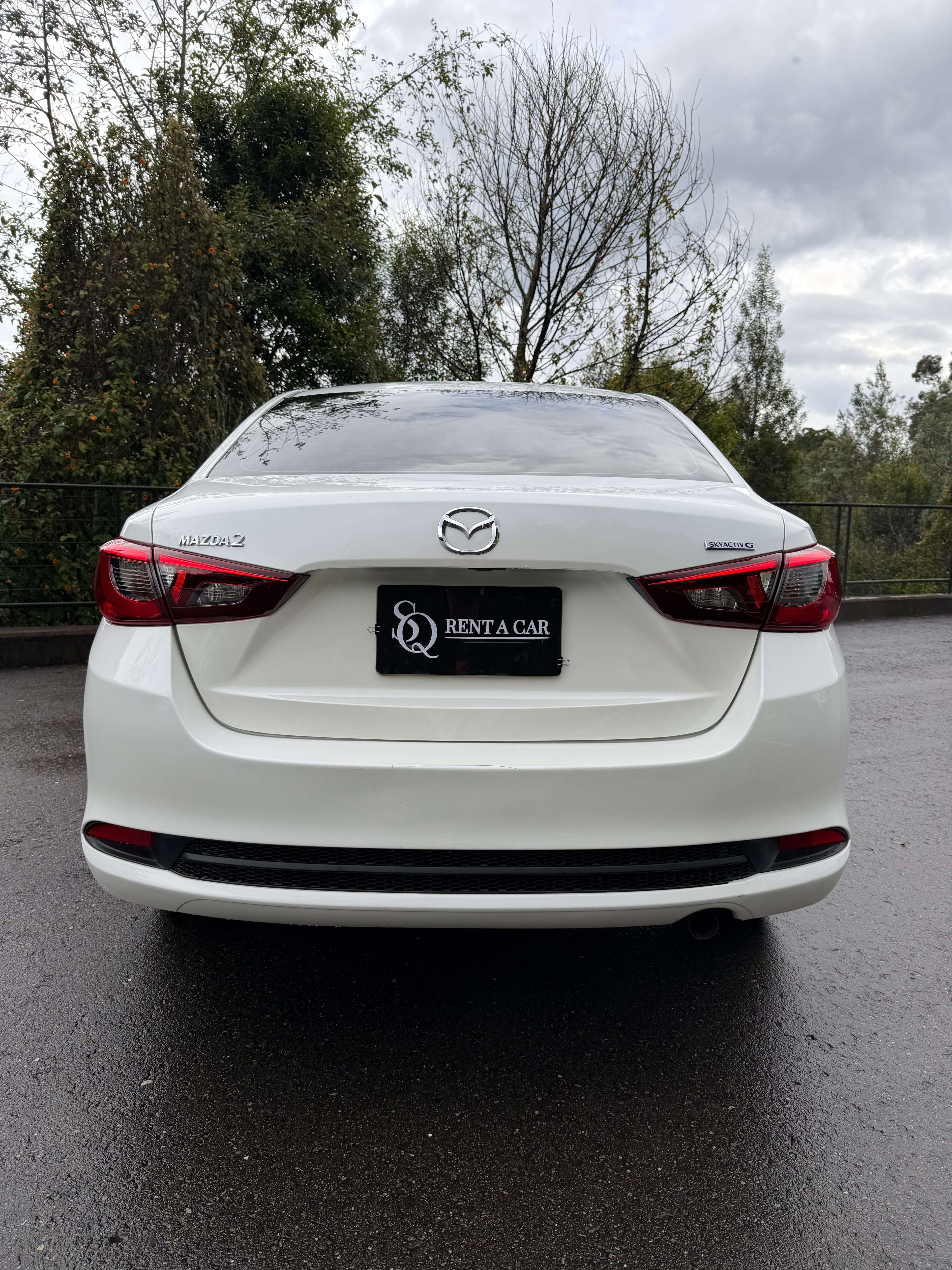 Mazda 2 Sedan Modelo 2024